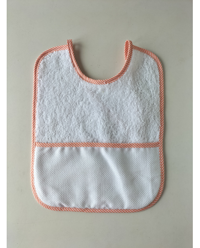 Babero cuadrado punto cruz plástico