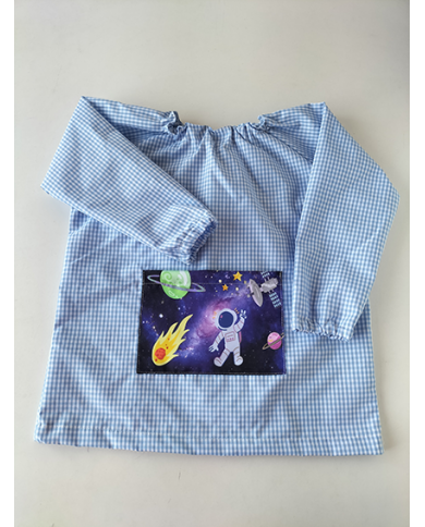 Bata coll goma butxaca estampada.