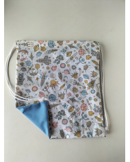 Mochila cuerdas estampada-lisa