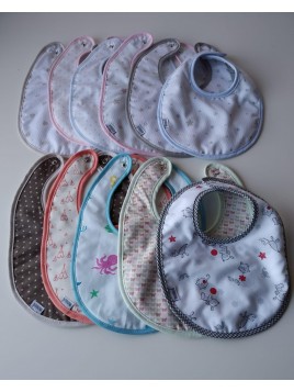 BABERO CLIP REDONDO ESTAMPADO